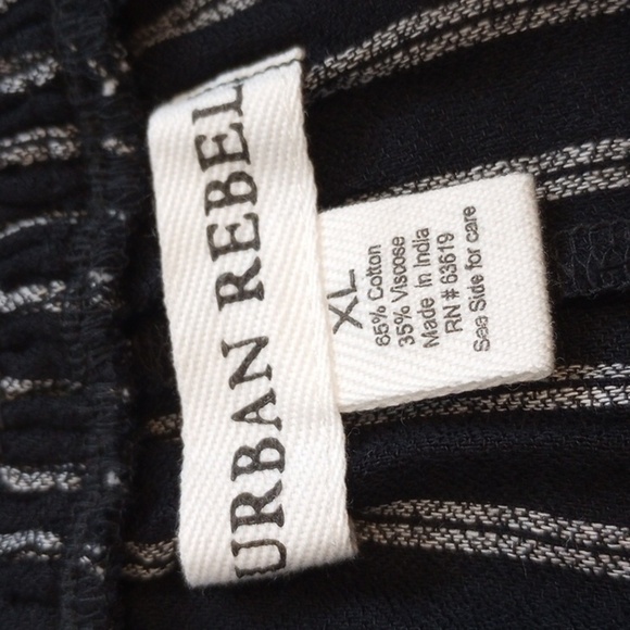 Urban Rebel Womens Wide Leg Pants Sz XL Black White Stripe High Rise Lightweight - Picture 3 of 5